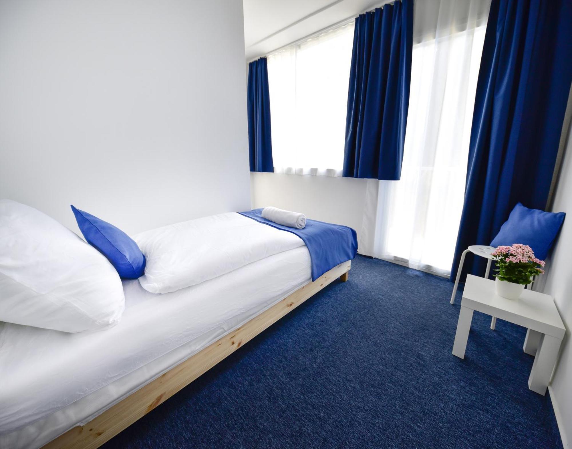 Zama Hotel Zamárdi Eksteriør bilde