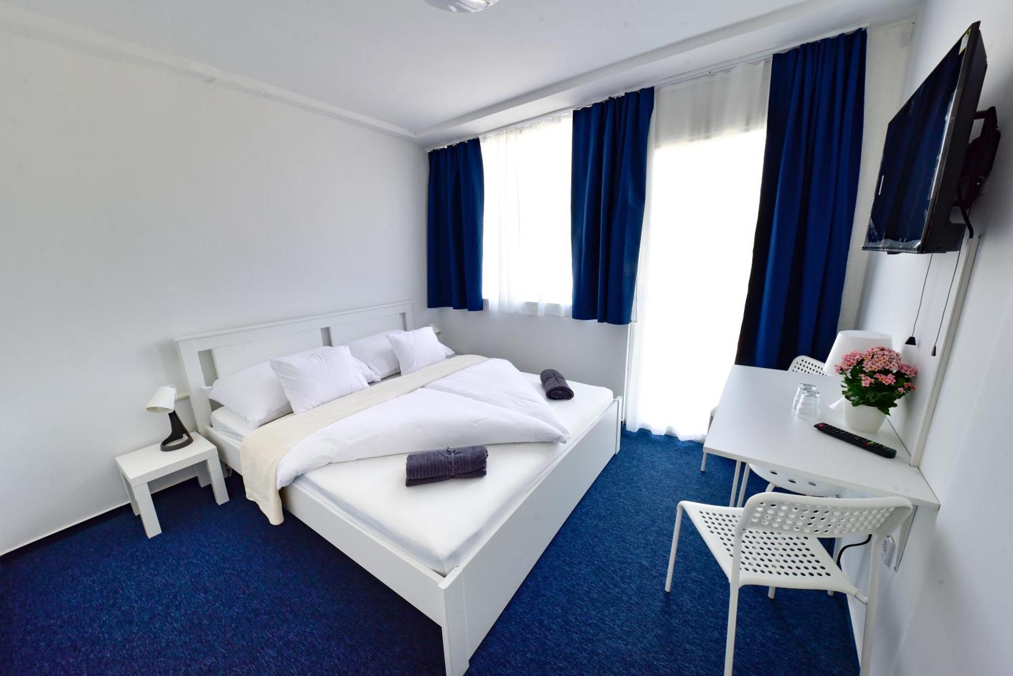 Zama Hotel Zamárdi Eksteriør bilde