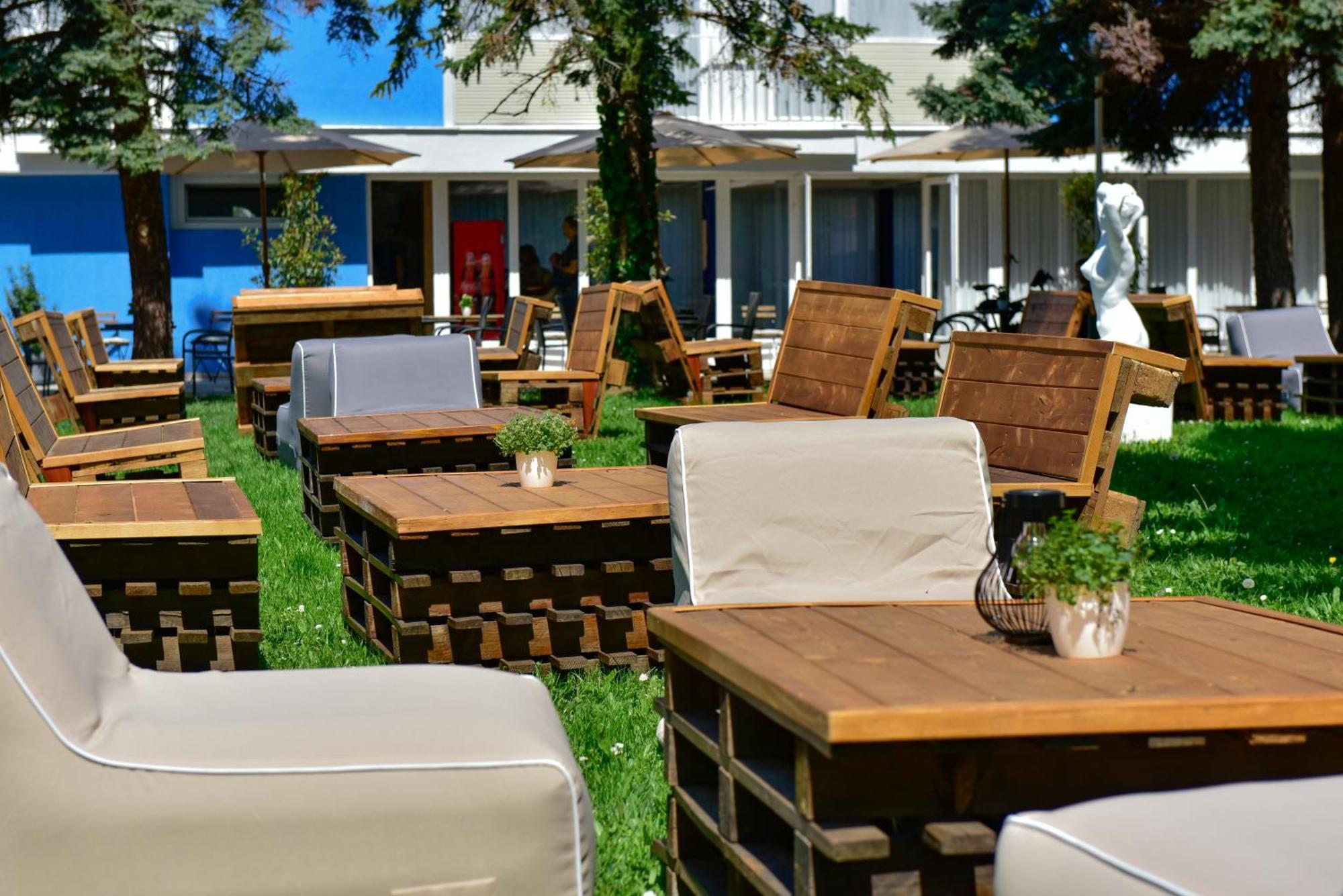 Zama Hotel Zamárdi Eksteriør bilde