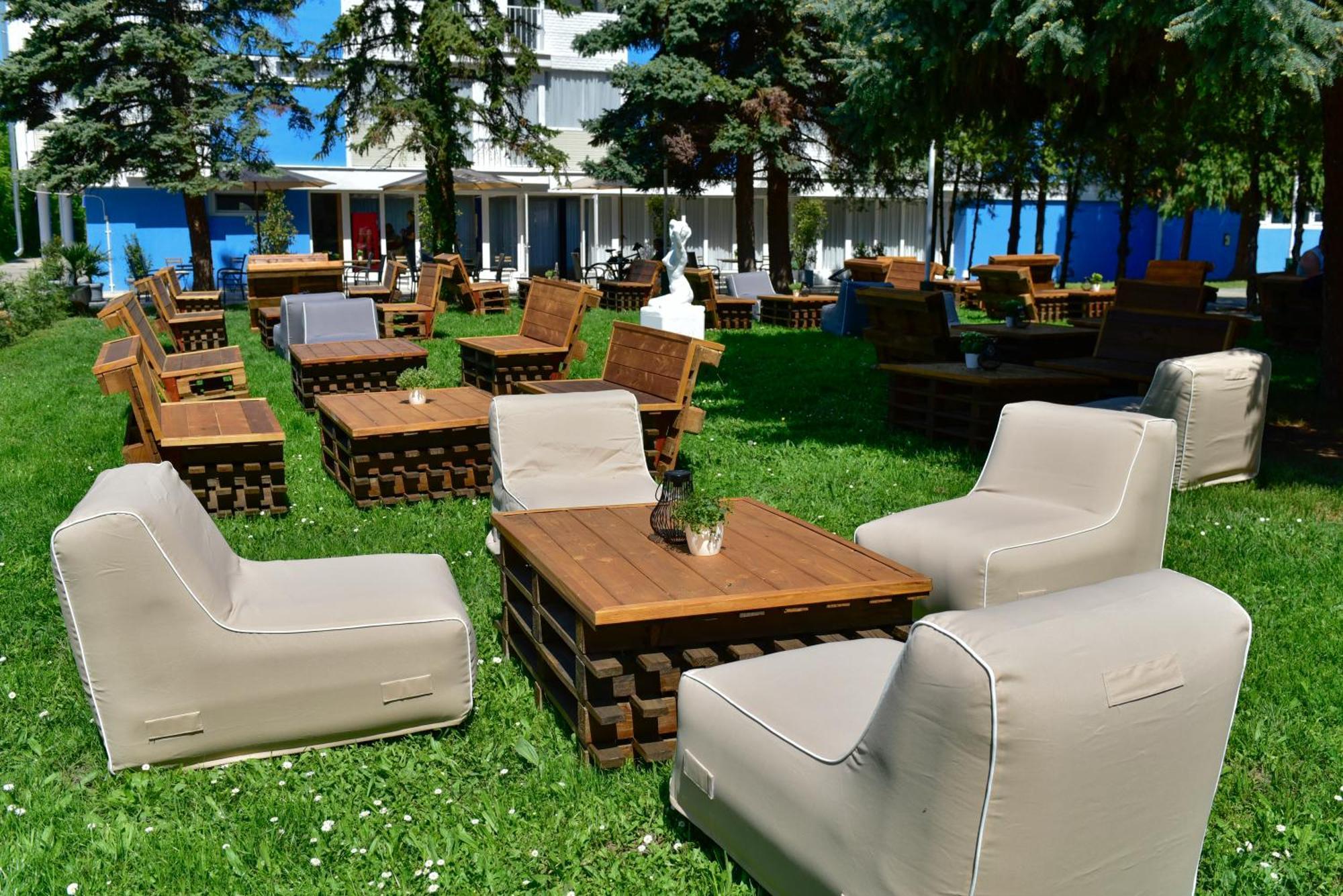 Zama Hotel Zamárdi Eksteriør bilde