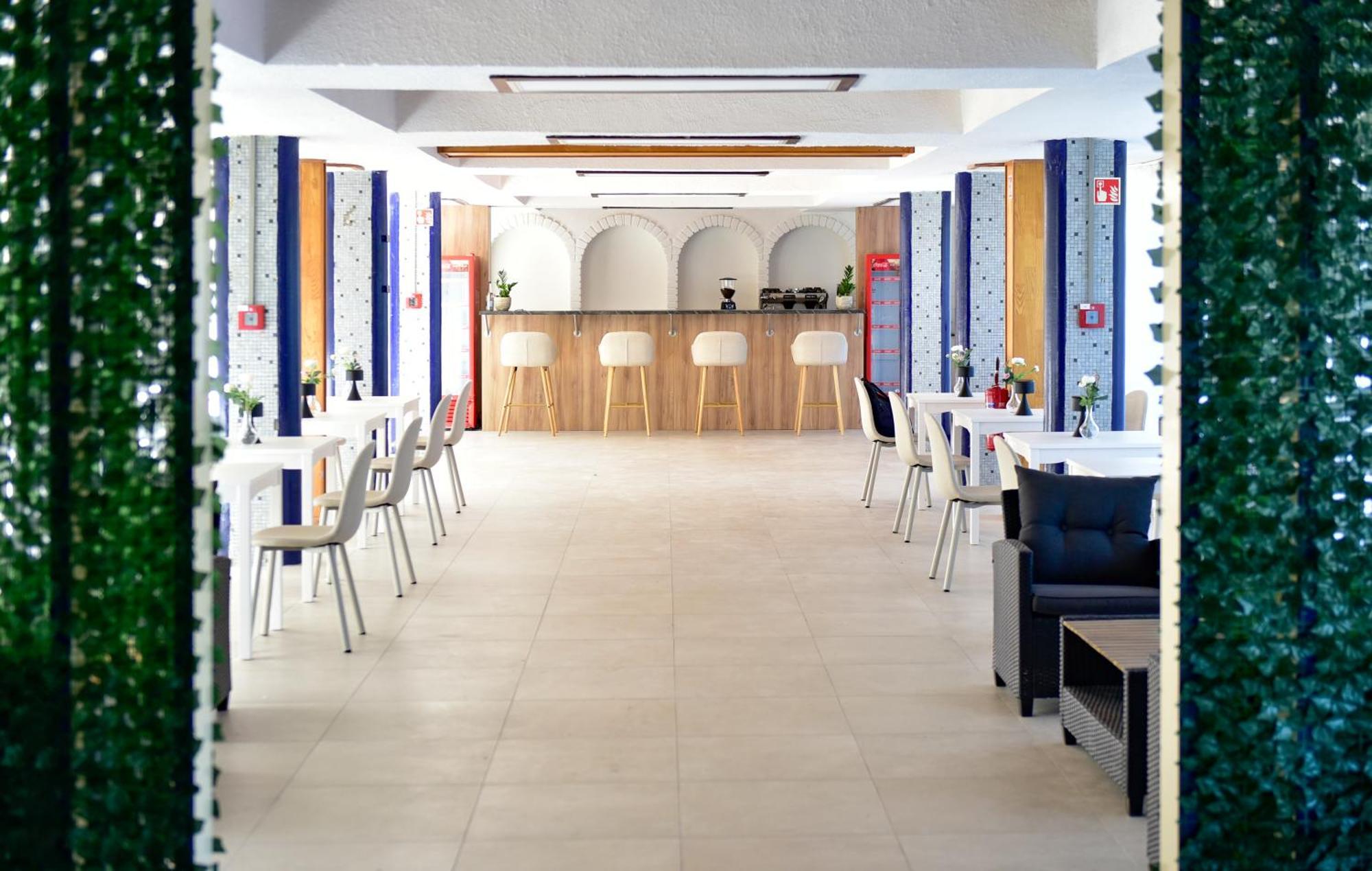 Zama Hotel Zamárdi Eksteriør bilde